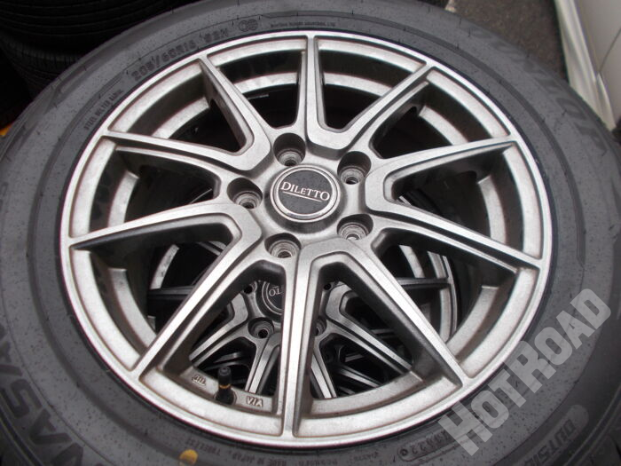 【中古ホイールタイヤサイズ】DILETTO　16インチ 5H114.3　ダンロップ　215/45R18　アルミセット4本