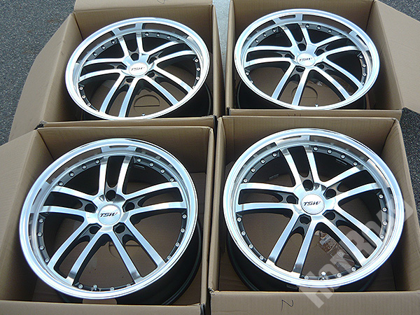 美品　TSW　Cadwell　カドウェル18インチホイール×8J+35 5H-120 4本　ハブリング76.0－67.1付　