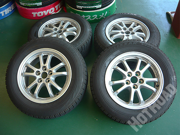 50 プリウス純正 15インチアルミホイール　6.5J+40　5H-100 ＋2017年製　BSスタッドレス VRX　195/65R15　2018/3月買取