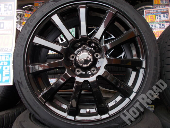 【中古ホイールタイヤセット】LA STRADA　18インチ 5H114.3　MINERVA　225/40R18　アルミセット4本