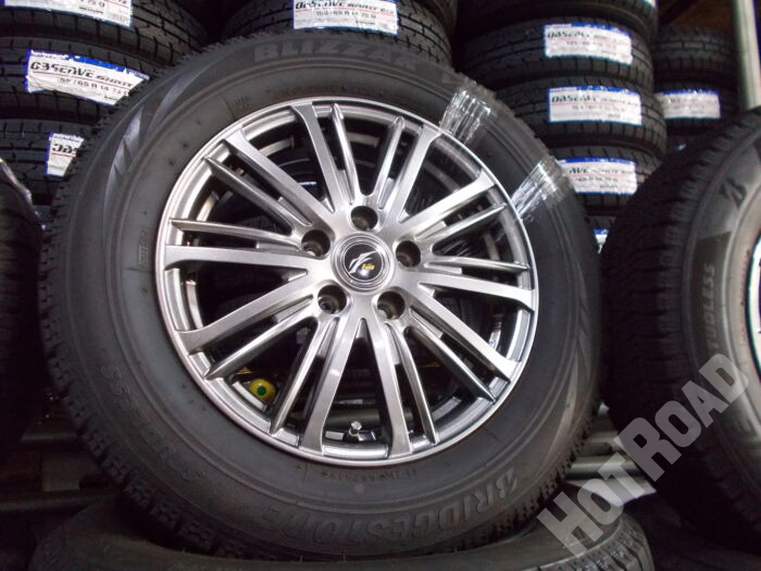 【中古スタッドレスセット】ブリヂストン VRX　215/65R16　FANG　16インチ 5H114.3　アルミセット4本