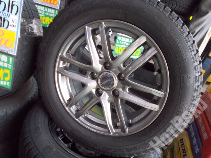 【中古スタッドレスセット】グッドイヤー ベクター4　205/60R16　SG-E　16インチ 5H114.3　アルミセット4本