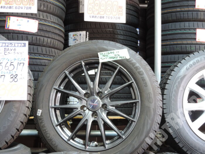 【中古スタッドレスセット】ヨコハマ　215/60R17　VELVA　17インチ　5H114.3　アルミセット4本