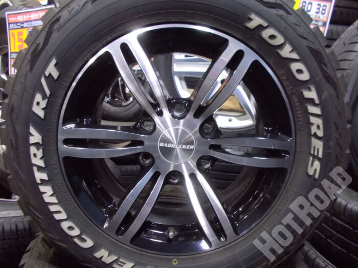 【中古ホイールタイヤセット】トーヨー OPENCOUNTRY R/T　215/65R16　16インチ 6H139.7　アルミセット4本