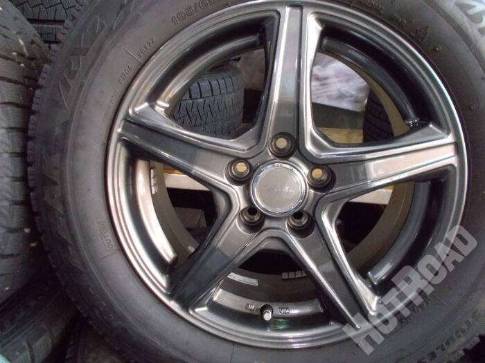 【中古スタッドレスセット】ブリヂストン VRX2　195/65R15　15インチ 5H100　アルミセット4本