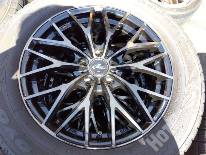 【中古スタッドレスホイールセット】トーヨー 225/60R17　LEONIS 17インチ 5H114.3　アルミセット4本