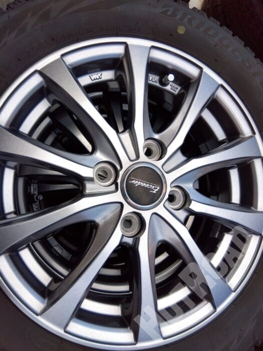【中古スタッドレスセット】ブリヂストン 155/65R14　Exceeder 14インチ 4H100　アルミセット4本