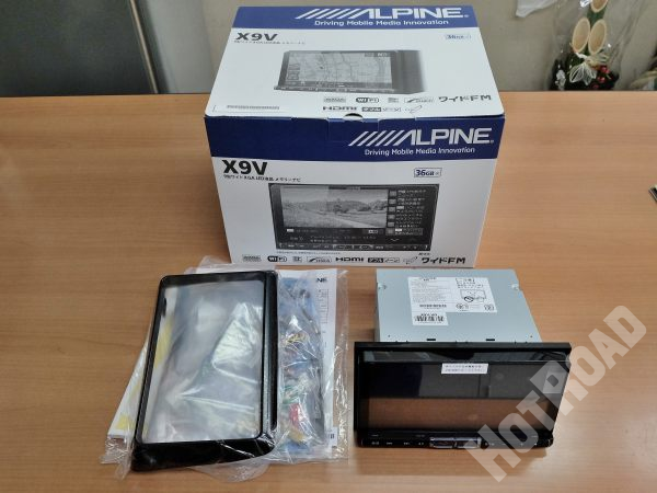 ALPINE アルパイン 80系 ヴォクシー専用 9型ワイドXGA LED液晶メモリーナビ BIG X X9V-VO 未使用品 【一部破損あり】