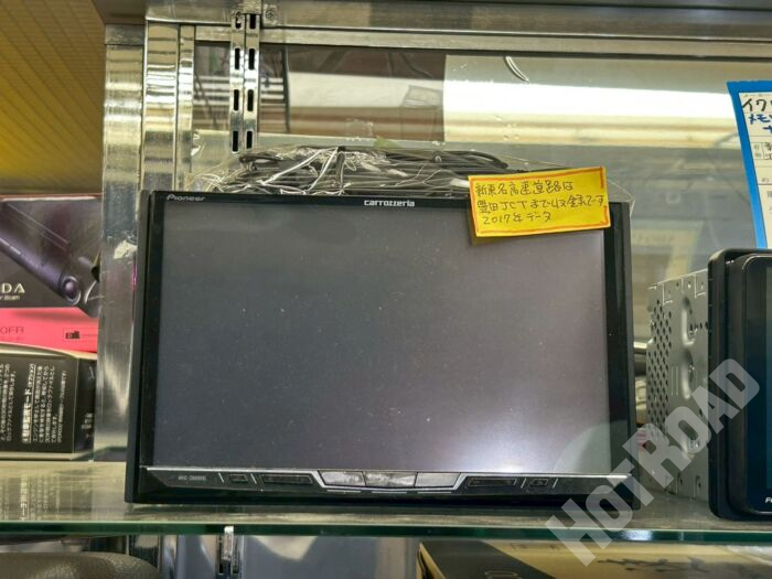 【中古品】カロッツェリア　AVIC-ZH0999L