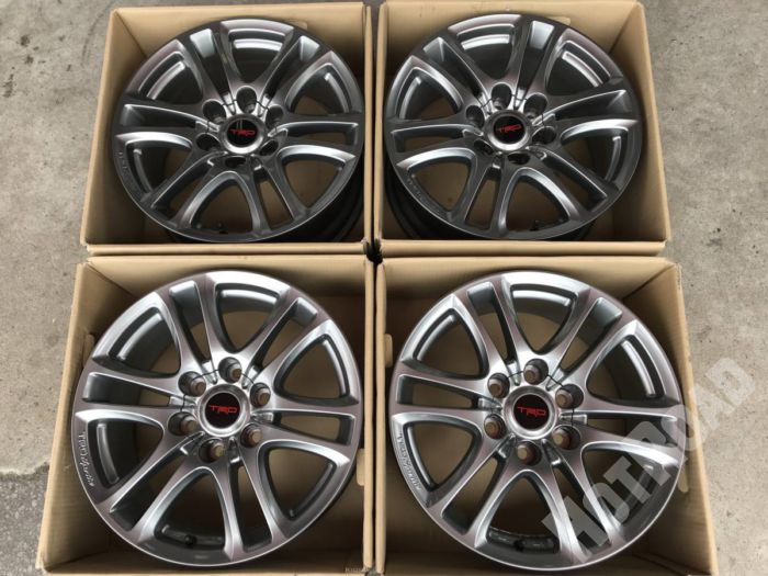 プラド TRD １８インチ