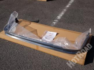 ガレージベリー ハイエース 3型 チンスポイラー  未塗装品
