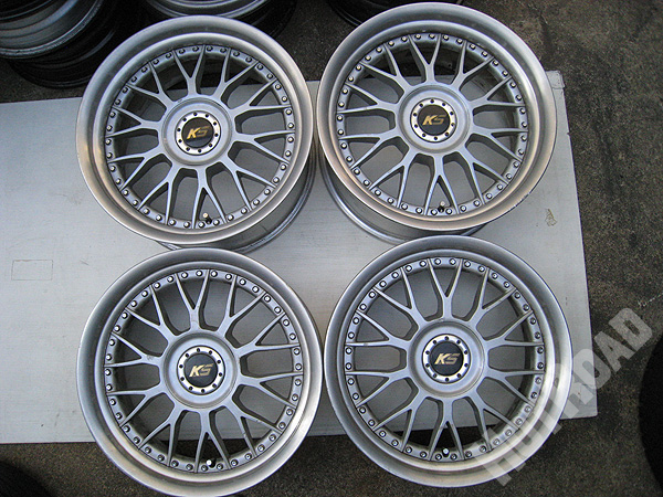 TANEISHA 18×8.0JJ 18×9.0JJ ケーニッヒ センターキャップ 中古4本セット