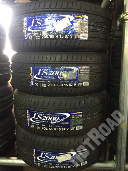 グッドイヤー 205/55R15 新品 4本SET☆2010年製