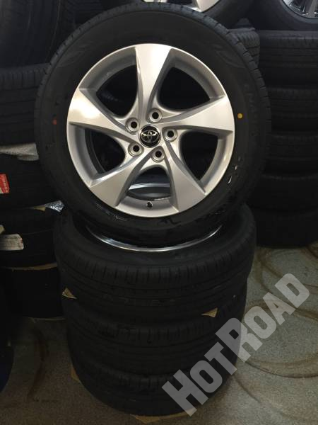 新車外し☆トヨタ CH-R 純正 ダンロップ EC300＋ 215/60R17 4本セット