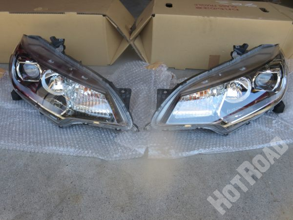 フィットハイブリッド GP5 GP6 LEDヘッドライト 左右セット 中古品 美