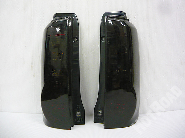 H81W　ekワゴン後期 純正テールランプ　テールライト　スモーク　左右セット 中古