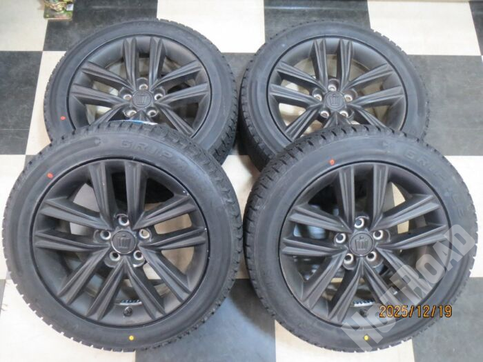 【豊田店】TOYOTA トヨタ 210クラウン 純正 17インチ カムリ マークX 7.5J +40 5H114.3 中古 25年製 スタッドレス GRIPMAX ICEX 215/55R17 新品
